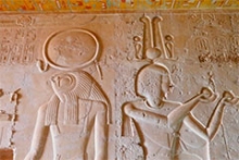 Relieves policromados en la tumba de Seti II